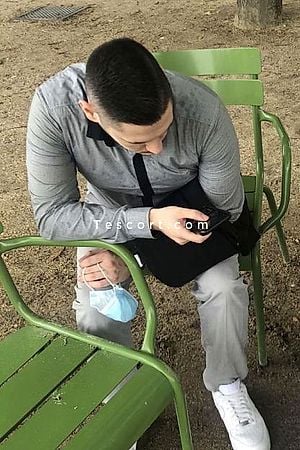 D_aceee28 - Chartres Boy Escorts
