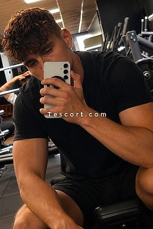 Gentleman Touch - Escort Boy Monaco