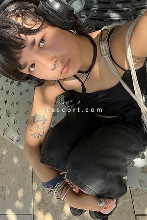 Luna - Bordeaux Escorts