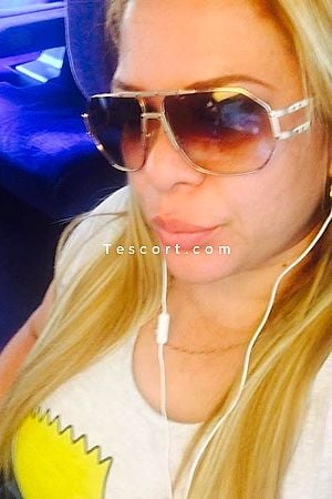 Valentina - Escort Girl Canet-en-Roussillon