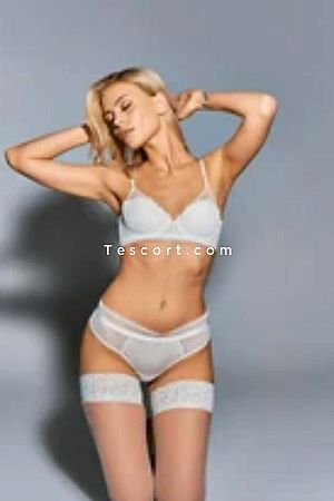 Lor - Escort Girl Paris