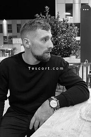 Angelo - Toulouse Boy Escorts