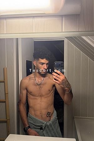 BybyLux - Escort Boy Metz