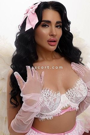 Milana - Paris Escorts
