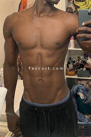 Mouss - Cergy Boy Escorts