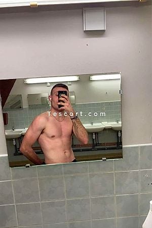 Carl6901 - Ambérieu-en-Bugey Boy Escorts