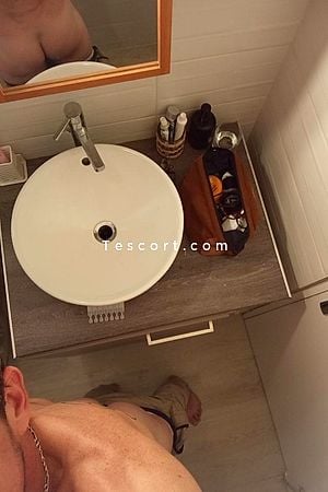 Sav magique propre - Escort Boy Vannes