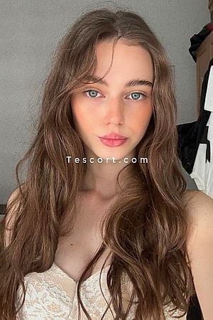 OWO Girl - Escort Girl Paris