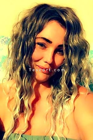 Cheys - Escort Girl Rouen