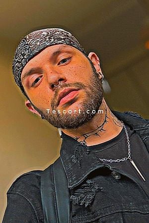 Thom - Escort Boy Arras
