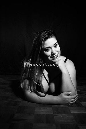 LauryHelly - Bordeaux Escorts