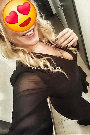 Crystal - Escort Girl Valenciennes
