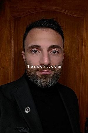 John - Aix-En-Provence Boy Escorts