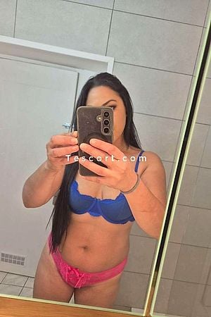 Kellya - Escort Girl Montargis