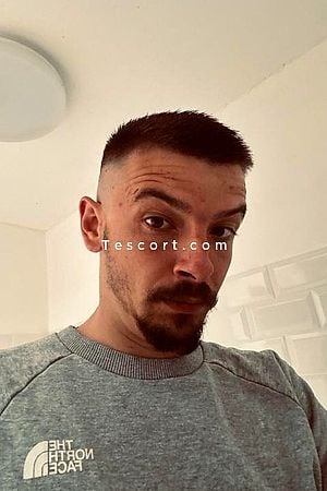 Gabriel - Escort Boy Challans