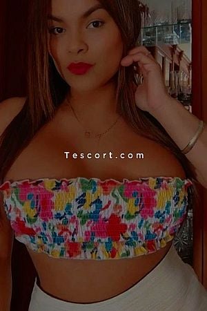 Amenina - Escort Girl La Roche-Sur-Yon