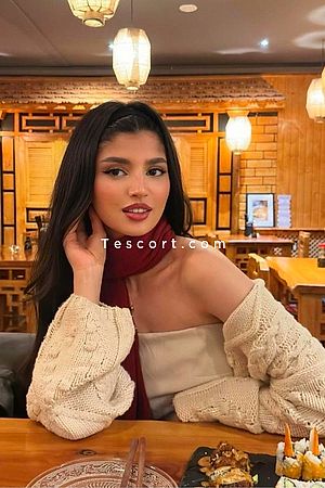 LEOMIE - Escort Girl Paris