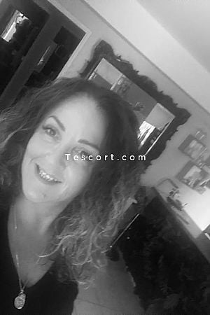 CLARA - Escort Girl Sanary-sur-Mer
