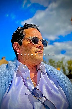 Odyssée75001 - Paris Boy Escorts