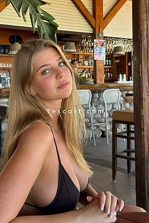 Alina - Escort Girl Paris