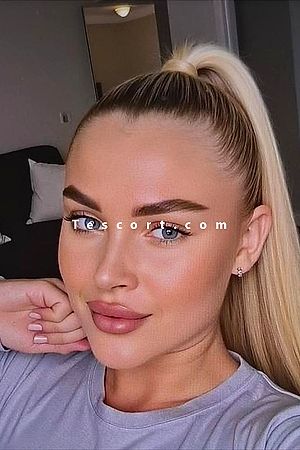 SYRA - Paris Escorts
