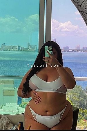 Adele - Paris Escorts