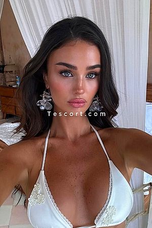 EDITA - Escort Girl Paris