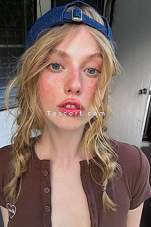 TILDE - Paris Escorts