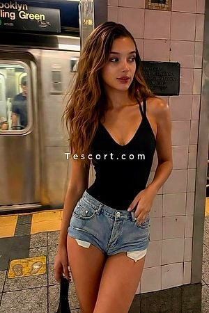 LINA - Escort Girl Paris