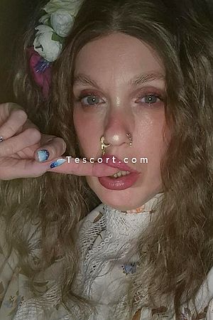 Moonling Snow - Escort Girl Antibes