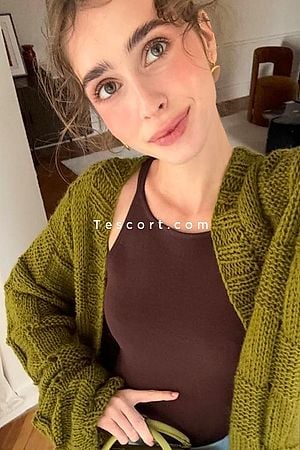 GIOTA - Escort Girl Paris