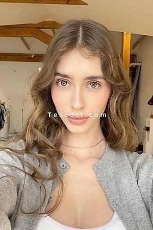 GIOTA - Escort Girl Paris