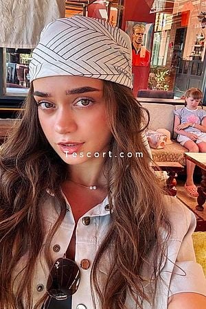 DAMLA - Escort Girl Paris