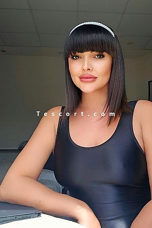 Emma - Montpellier Escorts