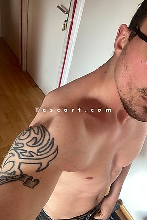 AleX - Escort boy Savigny Sur Orge