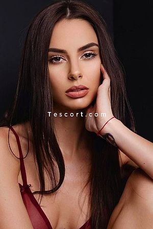 ZOMILLA - Escort Girl Paris