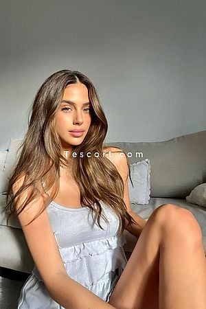 DAMALI - Escort Girl Paris