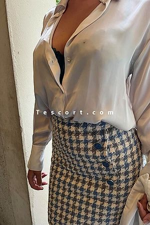 GMK-LUXY - Escort girl Paris