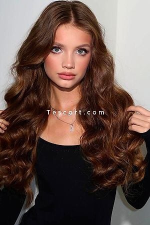 PAULINE - Paris Escorts