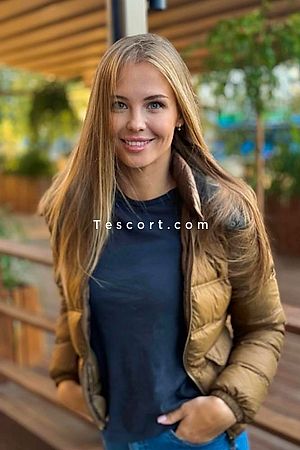 AMANI - Escort Girl Paris