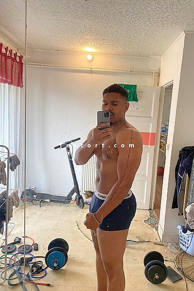 Yohan - Escort Boy Paris #1