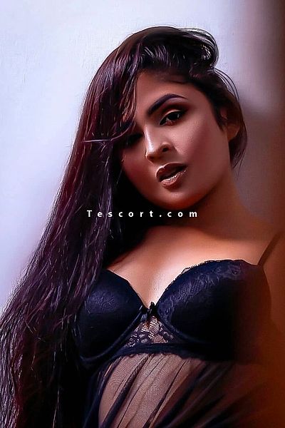 Larissa - Escort Girl Toulouse #2