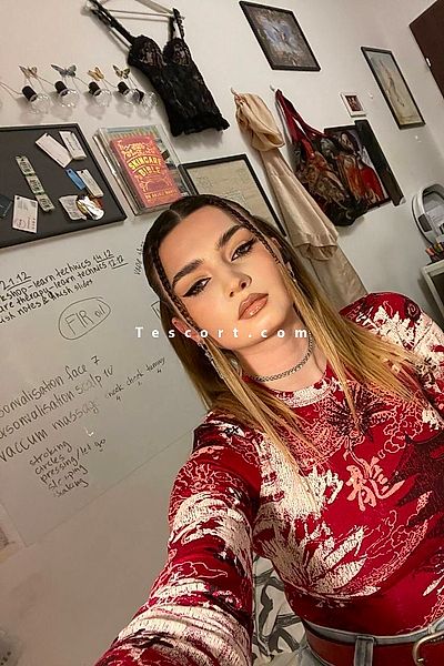 Luna - Paris Escorts #1