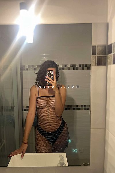 Ambre - Escort Girl Saint-Etienne #1
