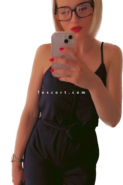 Julia - Escort Girl Valenciennes #2