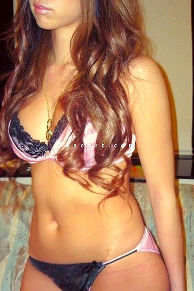 Hada - Albertville Escorts #5