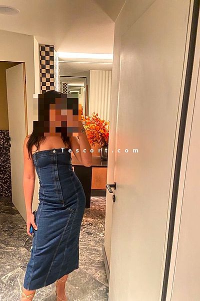 Roxane - Escort Girl Paris #2
