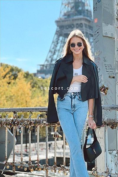 Andrea - Paris Escorts #14