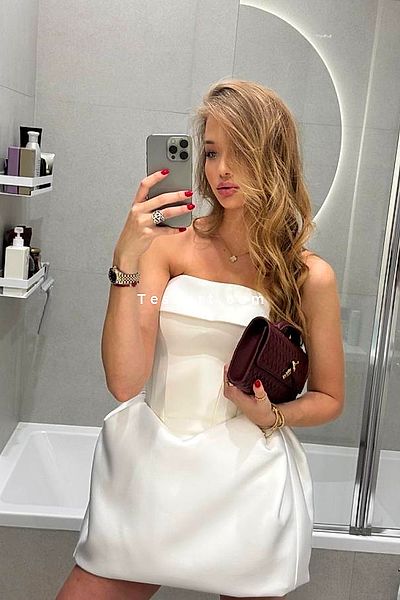 Andrea - Paris Escorts #1
