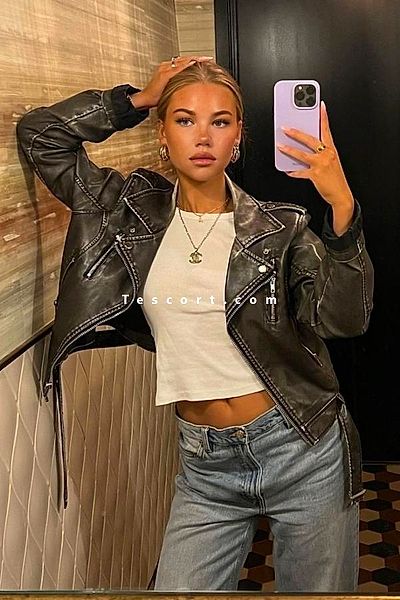 MELET - Paris Escorts #2